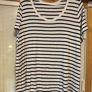 Ava & Viv Black and White Striped Tee
